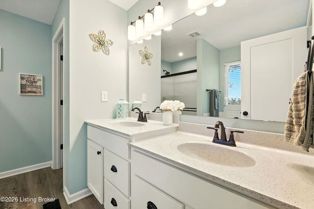 579 Williamsburg Dr, Mt Washington, KY 40047