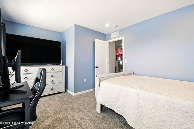 579 Williamsburg Dr, Mt Washington, KY 40047