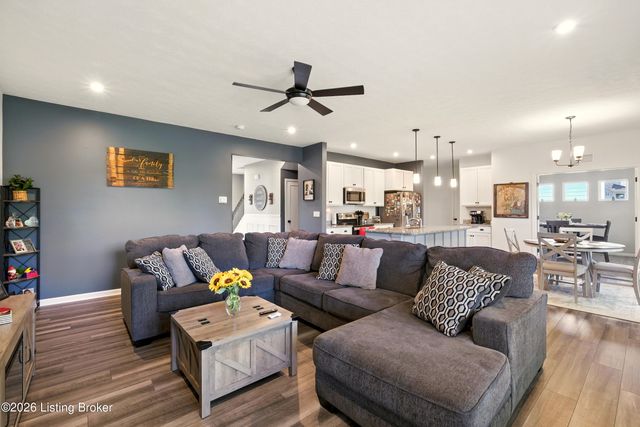 579 Williamsburg Dr, Mt Washington, KY 40047