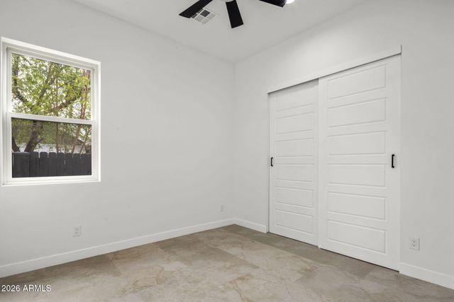707 E OCOTILLO Road, Phoenix, AZ 85014