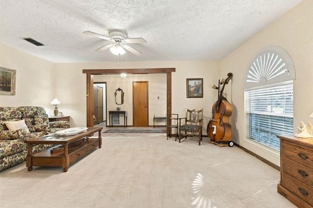 1114 Appleford Drive, Seabrook, TX 77586