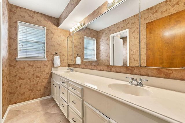 1114 Appleford Drive, Seabrook, TX 77586