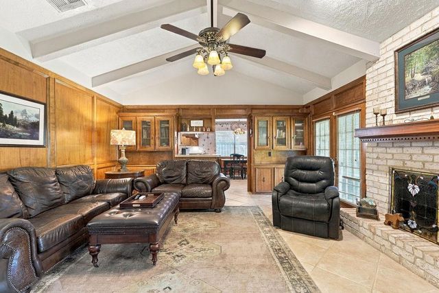 1114 Appleford Drive, Seabrook, TX 77586