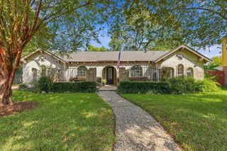 1114 Appleford Drive, Seabrook, TX 77586