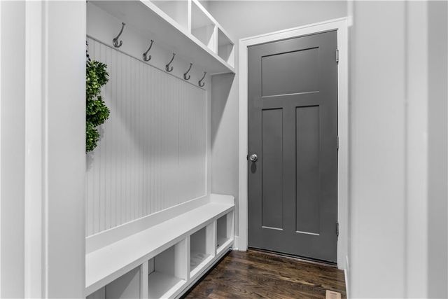 4509 NE Parks Summit Terrace, Lee's Summit, MO 64064