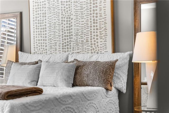 4509 NE Parks Summit Terrace, Lee's Summit, MO 64064