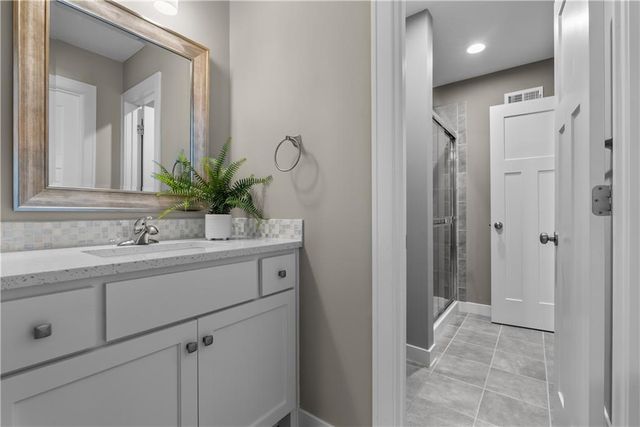 4509 NE Parks Summit Terrace, Lee's Summit, MO 64064