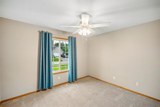 109 SW Hickory Glen, Grimes, IA 50111