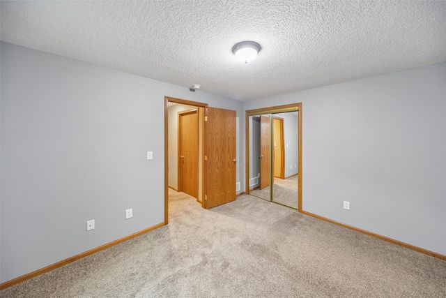 109 SW Hickory Glen, Grimes, IA 50111