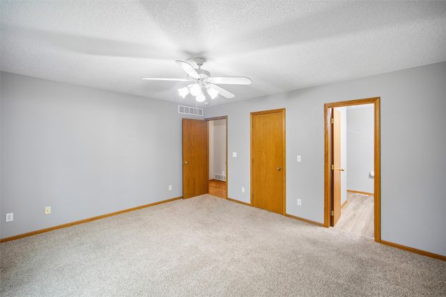 109 SW Hickory Glen, Grimes, IA 50111