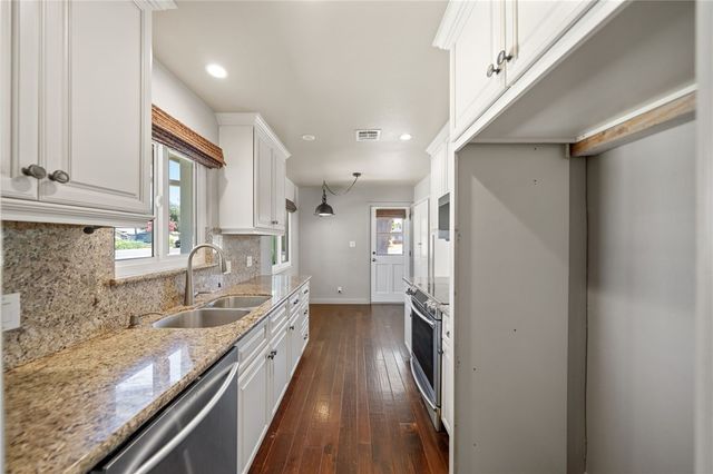 4432 BEVERLY Court, Riverside, CA 92506