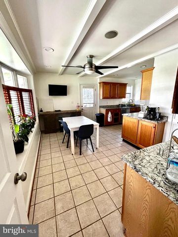 3715 MOSS DR, Annandale, VA 22003