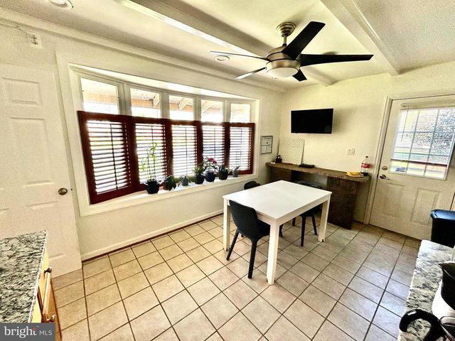 3715 MOSS DR, Annandale, VA 22003
