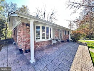 3715 MOSS DR, Annandale, VA 22003