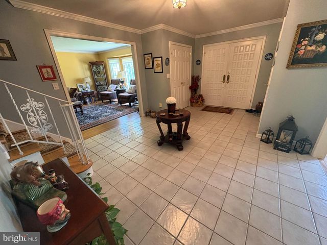 23 WILLIS DR, Ewing, NJ 08628