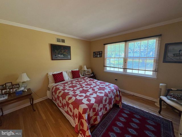 23 WILLIS DR, Ewing, NJ 08628