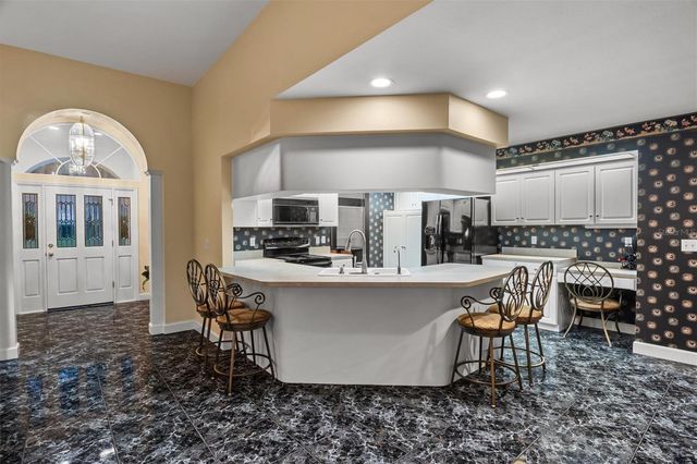 1142 LONGWOOD OAKS BOULEVARD, Lakeland, FL 33811