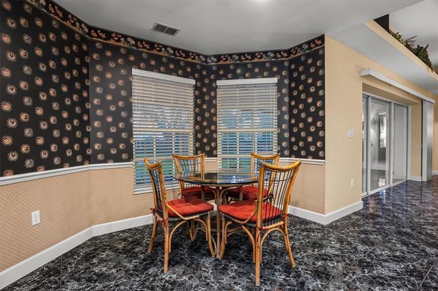 1142 LONGWOOD OAKS BOULEVARD, Lakeland, FL 33811