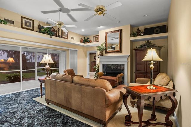 1142 LONGWOOD OAKS BOULEVARD, Lakeland, FL 33811