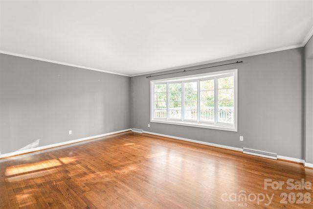 1612 Redcoat Drive, Charlotte, NC 28211
