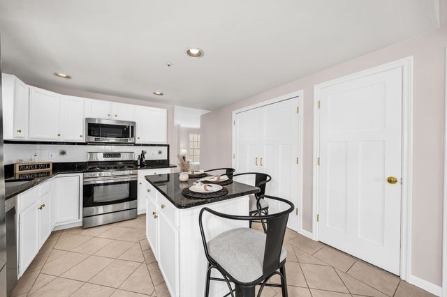51 Bucklin Rd, North Andover, MA 01845
