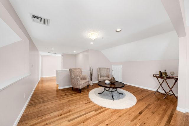 51 Bucklin Rd, North Andover, MA 01845
