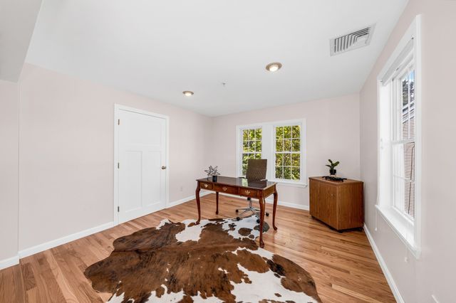 51 Bucklin Rd, North Andover, MA 01845
