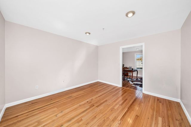 51 Bucklin Rd, North Andover, MA 01845