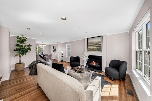 51 Bucklin Rd, North Andover, MA 01845