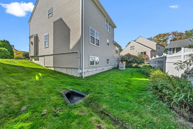 51 Bucklin Rd, North Andover, MA 01845