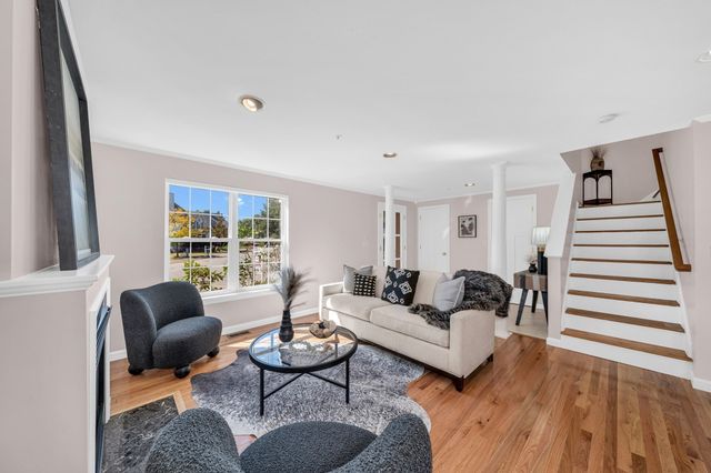 51 Bucklin Rd, North Andover, MA 01845