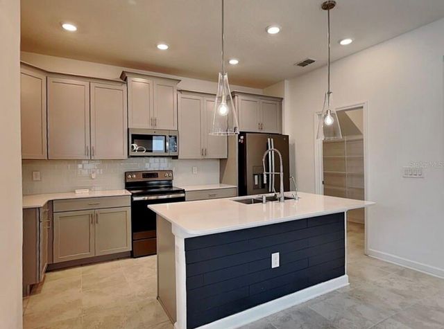 9735 PETITION WAY, Orlando, FL 32832