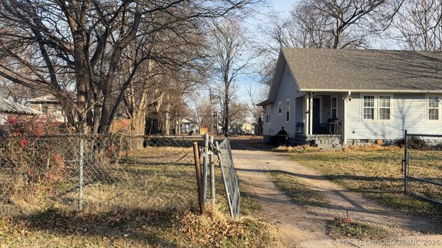 5807 E 22nd Place, Tulsa, OK 74114