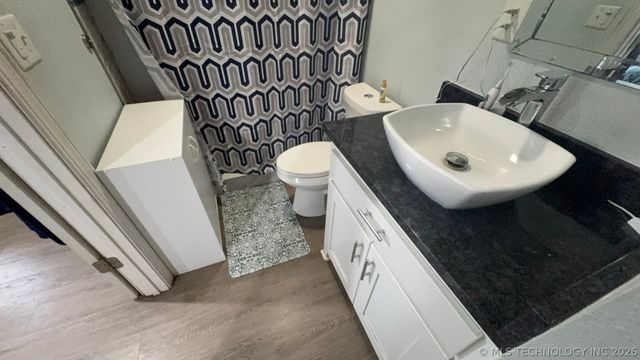 5807 E 22nd Place, Tulsa, OK 74114