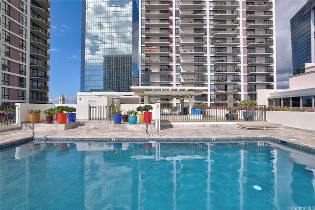 700 Richards Street 2506, Honolulu, HI 96813