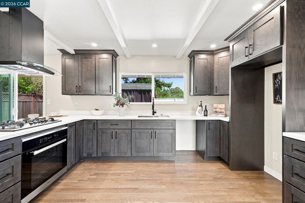 Image 15 of property listing at 503 Kay Ann Ct, El Sobrante, CA 94803