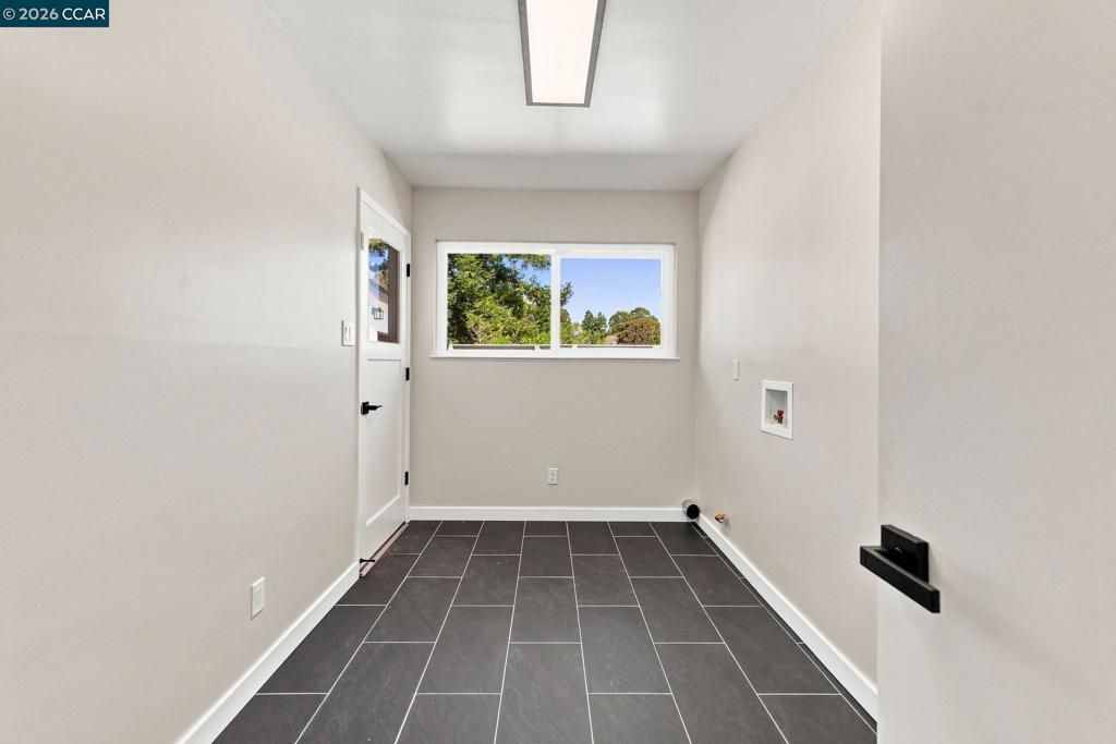 Image 18 of property listing at 503 Kay Ann Ct, El Sobrante, CA 94803