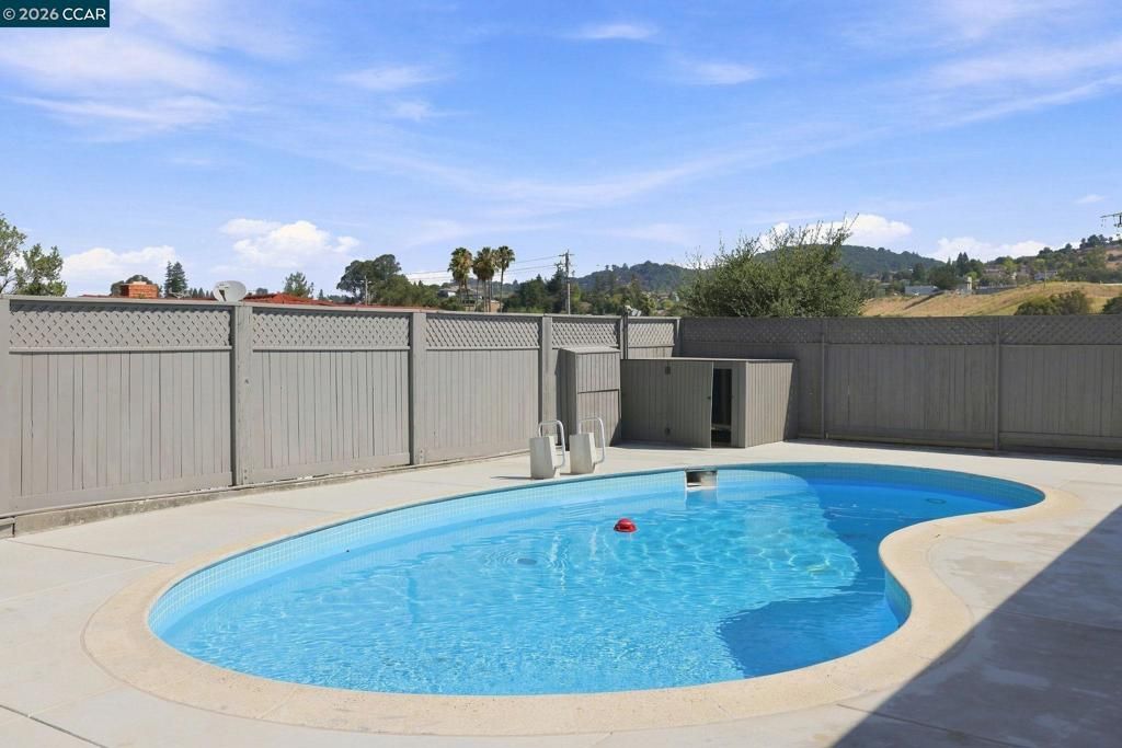Image 27 of property listing at 503 Kay Ann Ct, El Sobrante, CA 94803