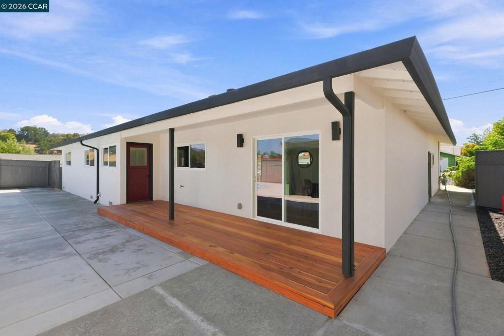 Image 28 of property listing at 503 Kay Ann Ct, El Sobrante, CA 94803