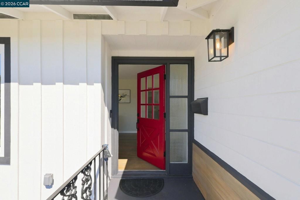Image 4 of property listing at 503 Kay Ann Ct, El Sobrante, CA 94803