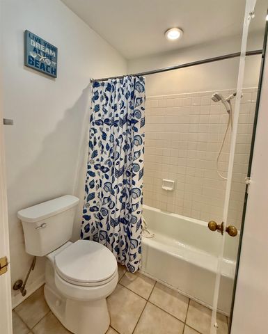 210 Westleton Dr Apt 13D, Myrtle Beach, SC 29572