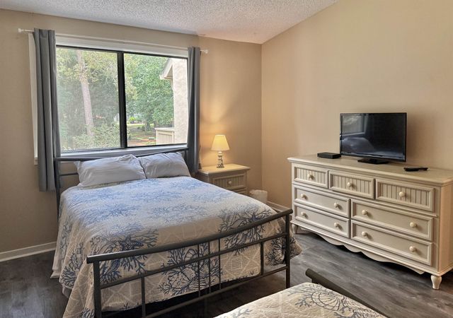 210 Westleton Dr Apt 13D, Myrtle Beach, SC 29572