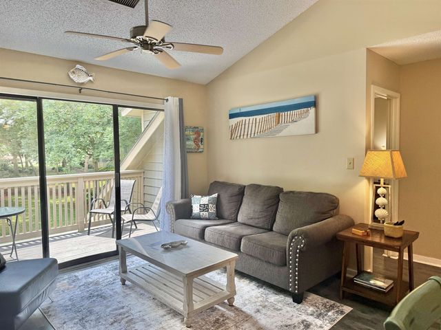 210 Westleton Dr Apt 13D, Myrtle Beach, SC 29572