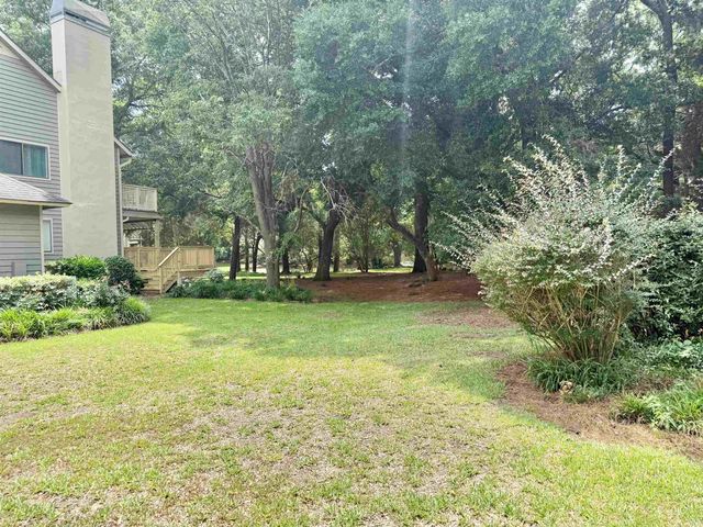 210 Westleton Dr Apt 13D, Myrtle Beach, SC 29572