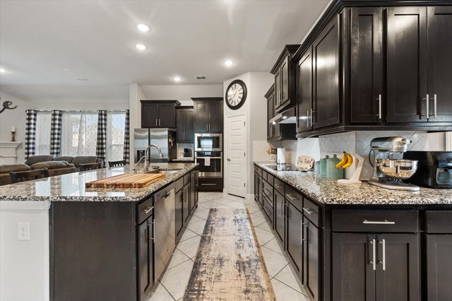 116 Joshua Tree Court, Forney, TX 75126