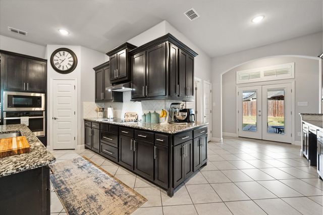 116 Joshua Tree Court, Forney, TX 75126