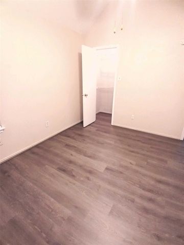 14550 Fonmeadow Drive 1100, Houston, TX 77035