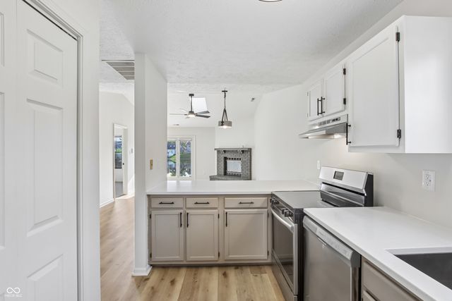4027 Eagle Cove West Drive, Indianapolis, IN 46254