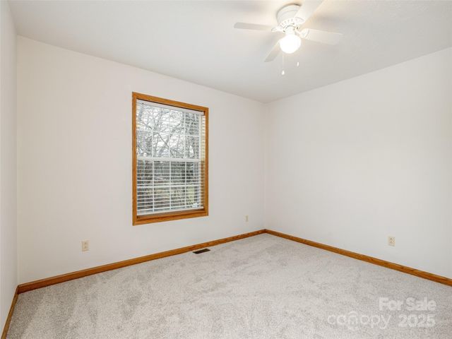 65 Philips Court, Fletcher, NC 28732