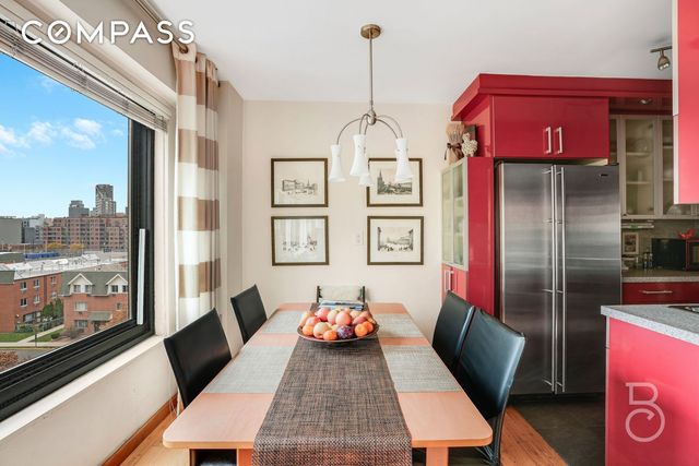 3347 14th St Apt 6C, New York City, NY 11106